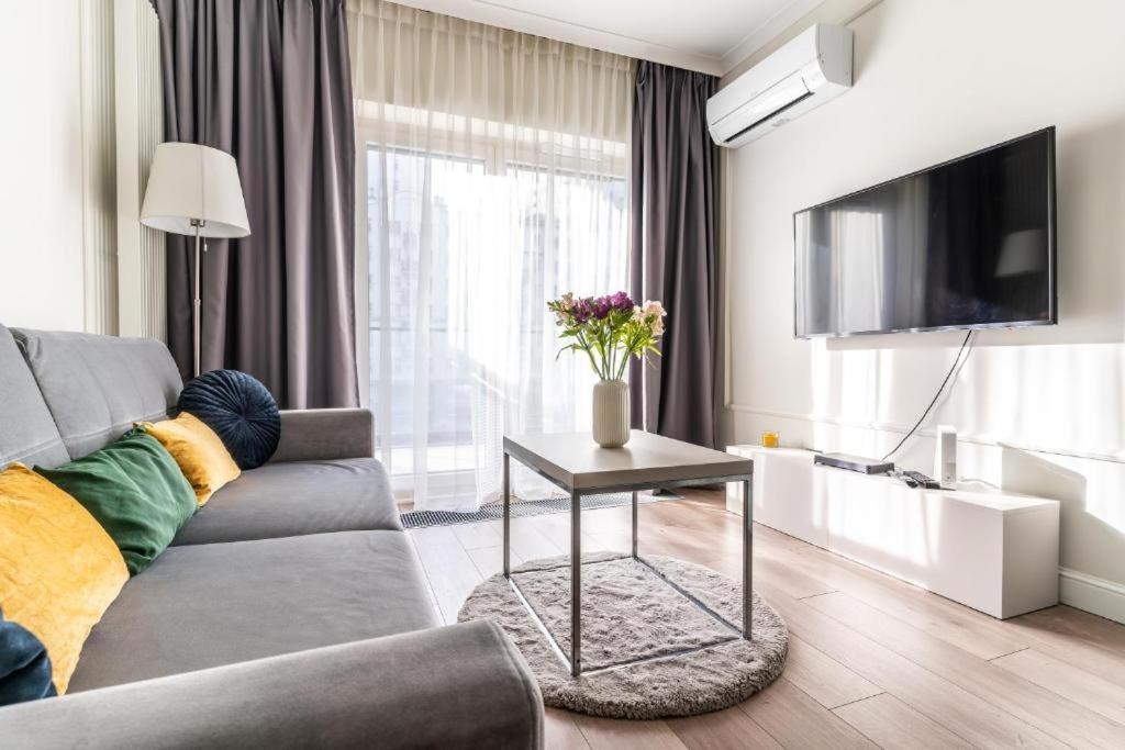 Mennica Residence Apartments Βαρσοβία Εξωτερικό φωτογραφία