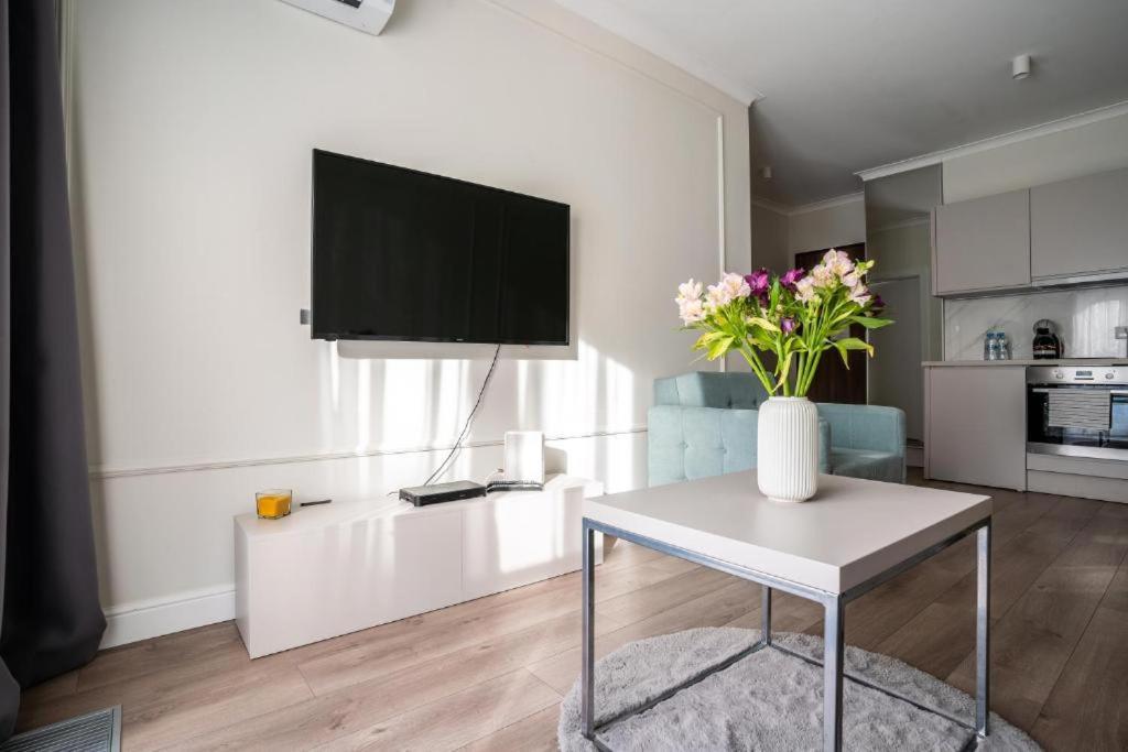 Mennica Residence Apartments Βαρσοβία Εξωτερικό φωτογραφία